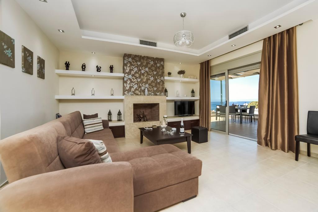Aroma Villas Hersonissos  Exteriör bild