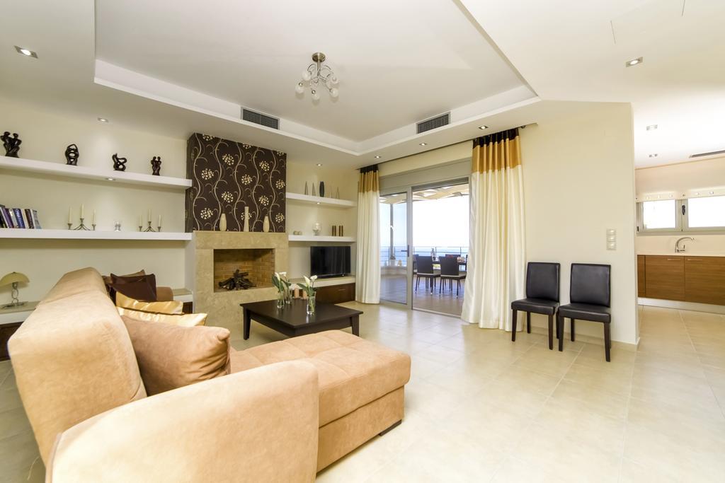 Aroma Villas Hersonissos  Exteriör bild